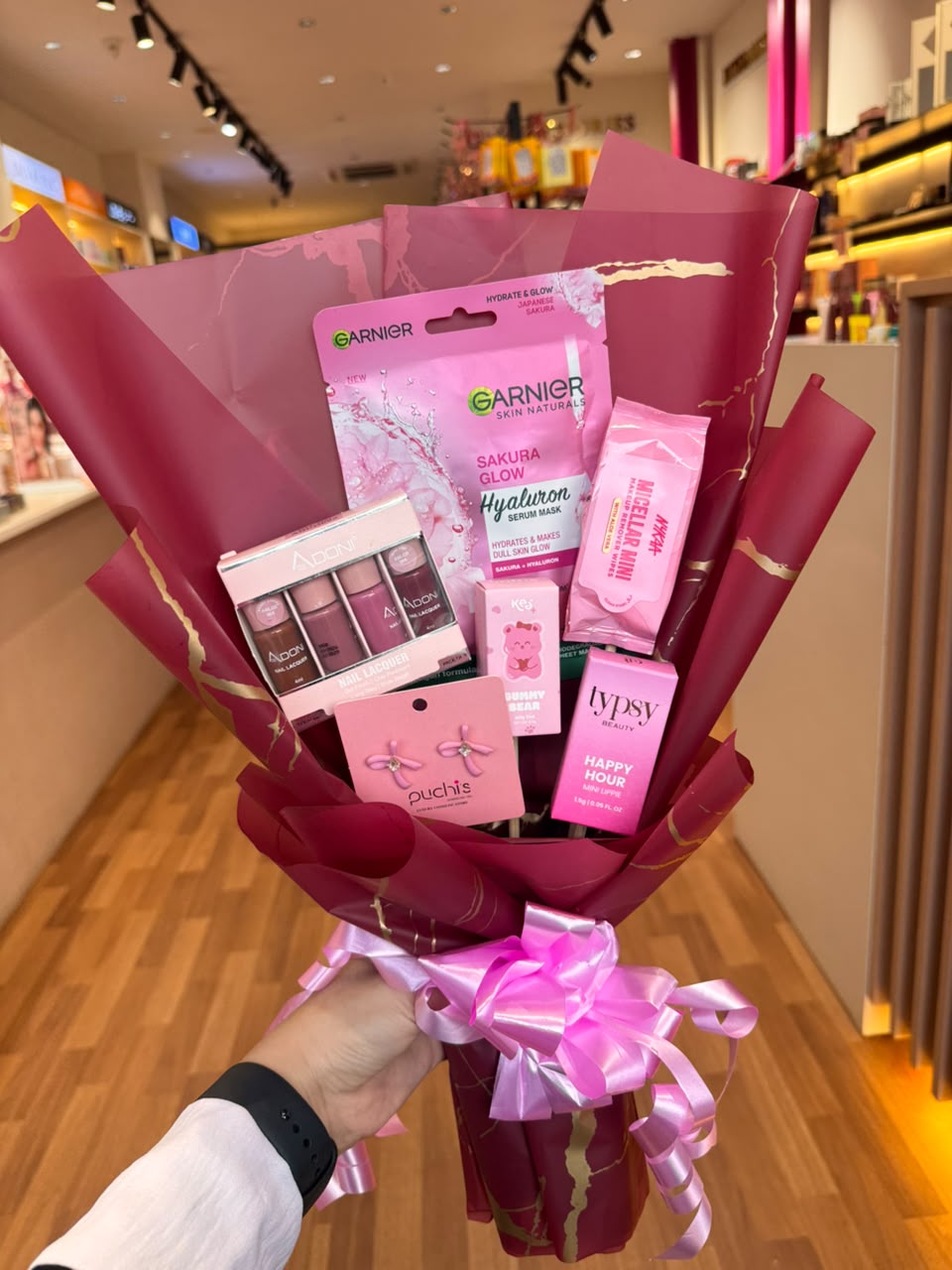 BEAUTY FLORAL BOUQUET